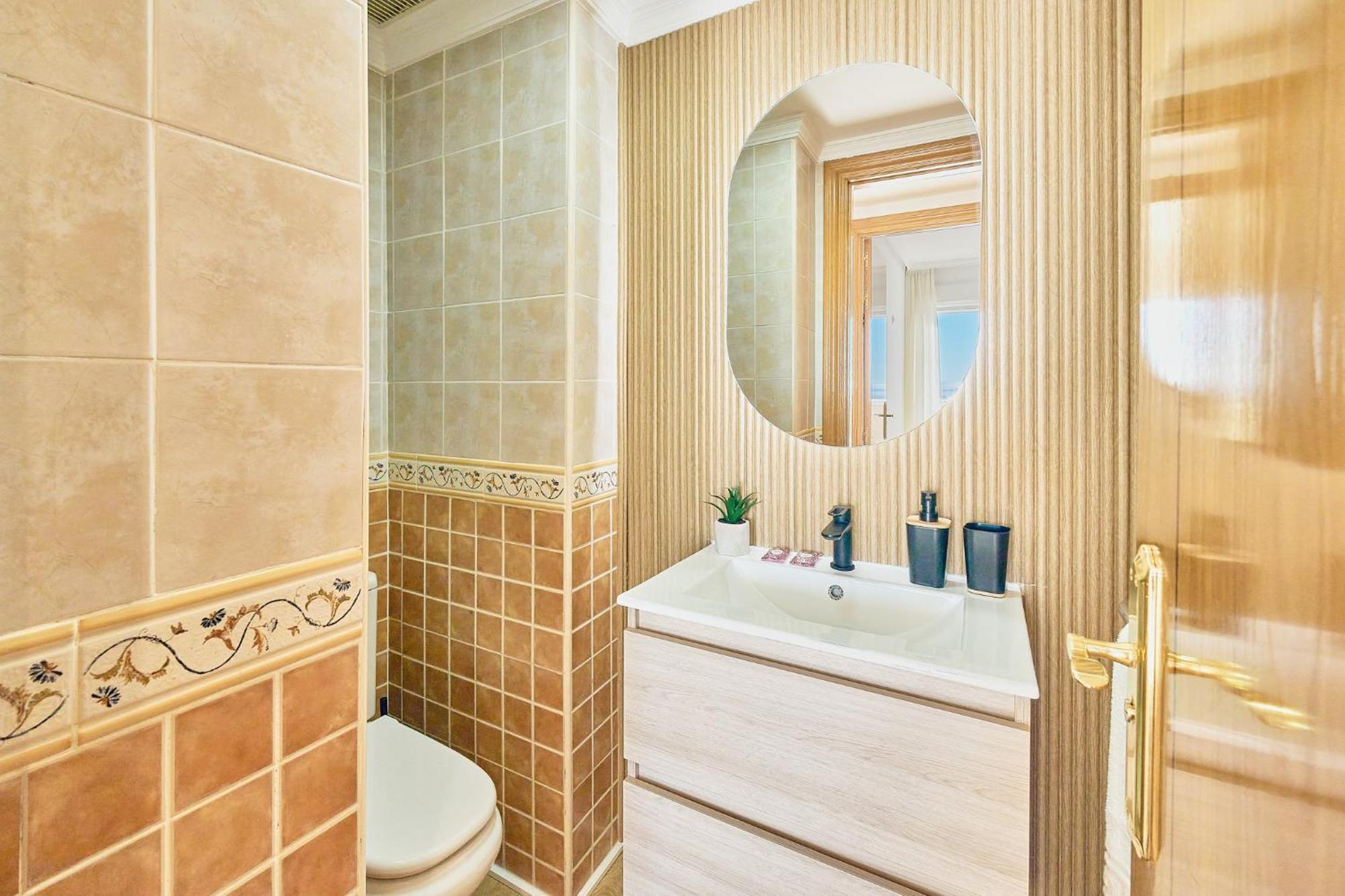 בנאלמדנה Sea La Vie By Lovely Rentals מראה חיצוני תמונה